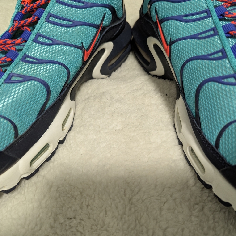 Nike Air Max Plus Discover Your Air Mens 12 Running Hyper Jade AV7940-30… - Picture 8 of 14